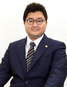 弁護士 谷崎 広輝